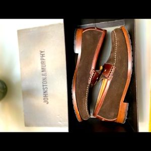 Johnston&Murphy dark brown suede loafers
